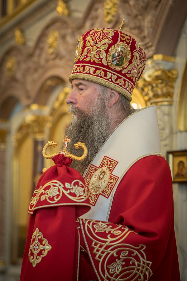 Архипастырский визит в Химки в Неделю о расслабленном