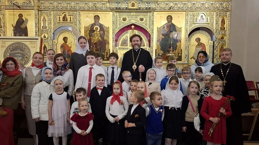 Божественная литургия в Георгиевском кафедральном соборе города Одинцово