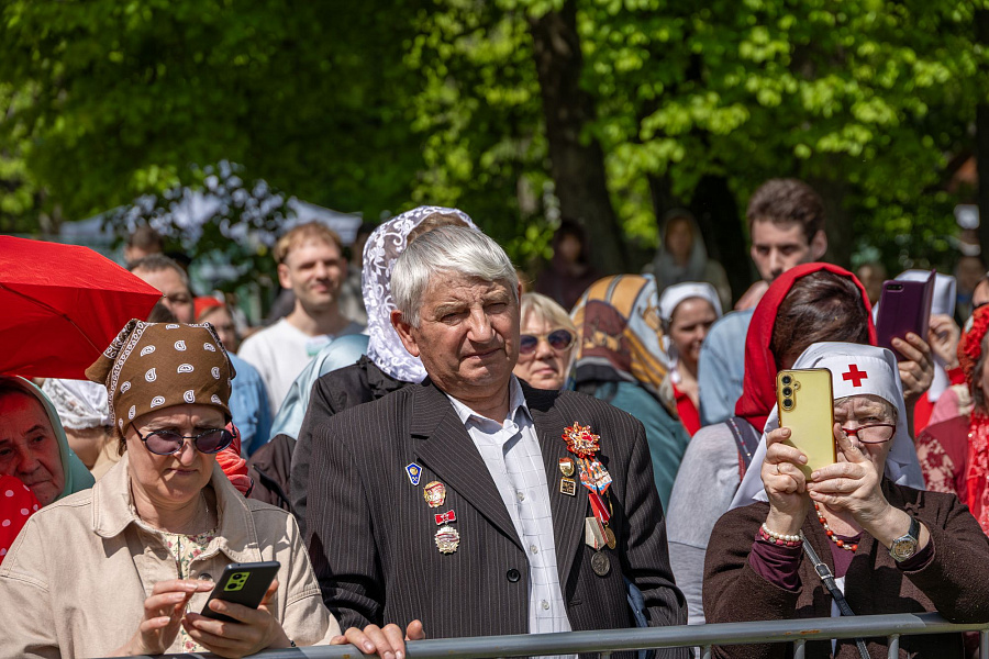 В праздник Собора новомучеников, в Бутове пострадавших, Патриарший наместник Московской митрополии возглавил Литургию на Бутовском полигоне