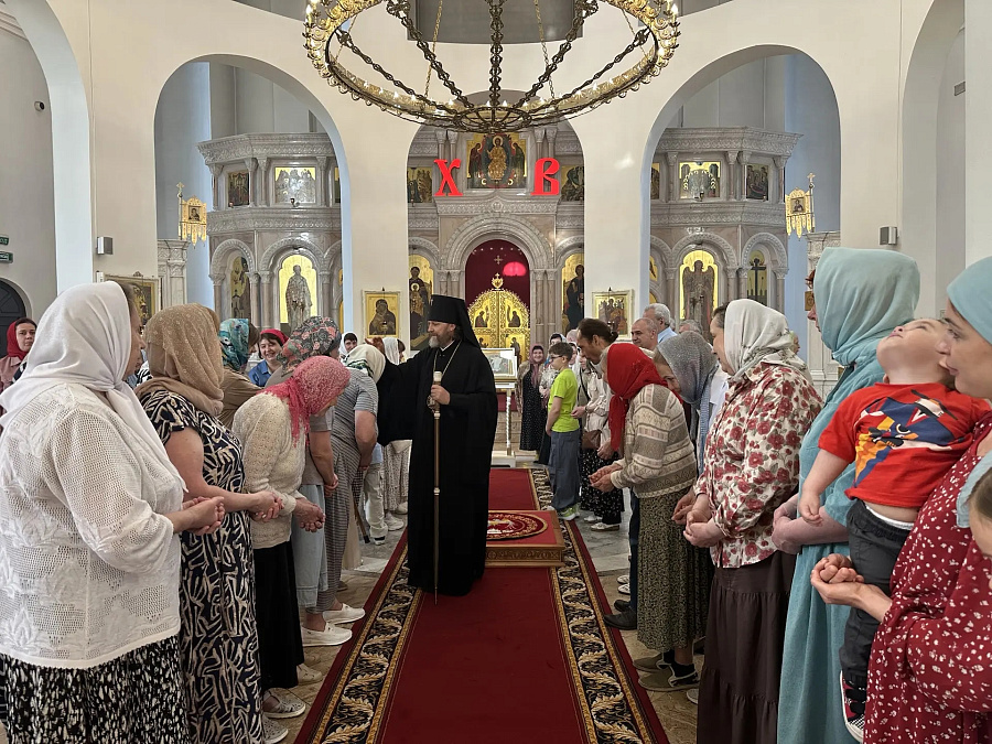 Архиерейское богослужение в Михаило-Архангельском храме г. Краснознаменск