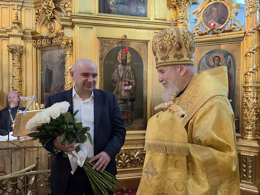 Архиерейское богослужение и первое собрание матушек в Лосино-Петровском благочинии