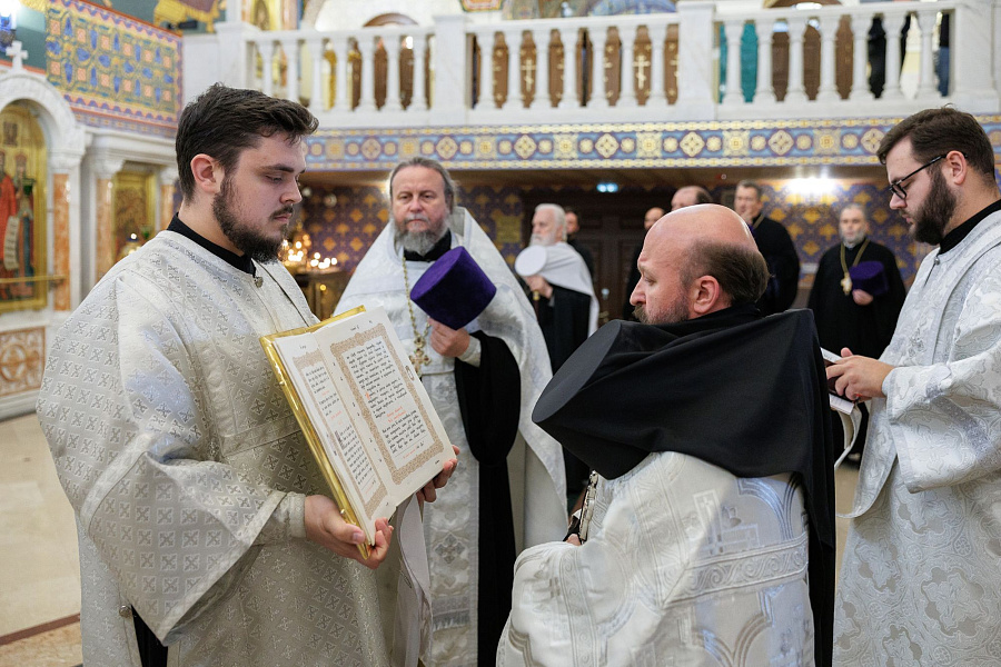 Подписание Соглашения о сотрудничестве между епархиями Московской митрополии и Союзом православных женщин Подмосковья