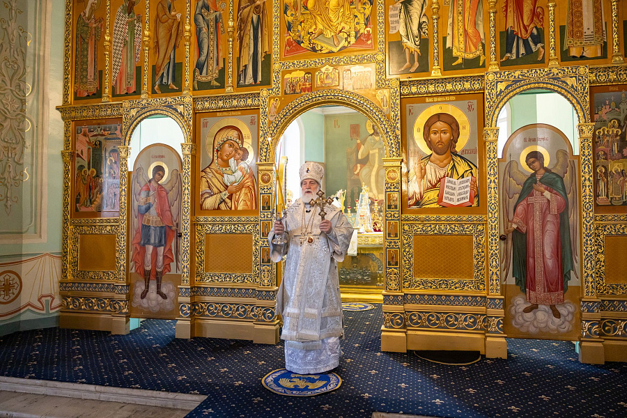 Троицкая родительская суббота в Тихвинском храме города Коломны