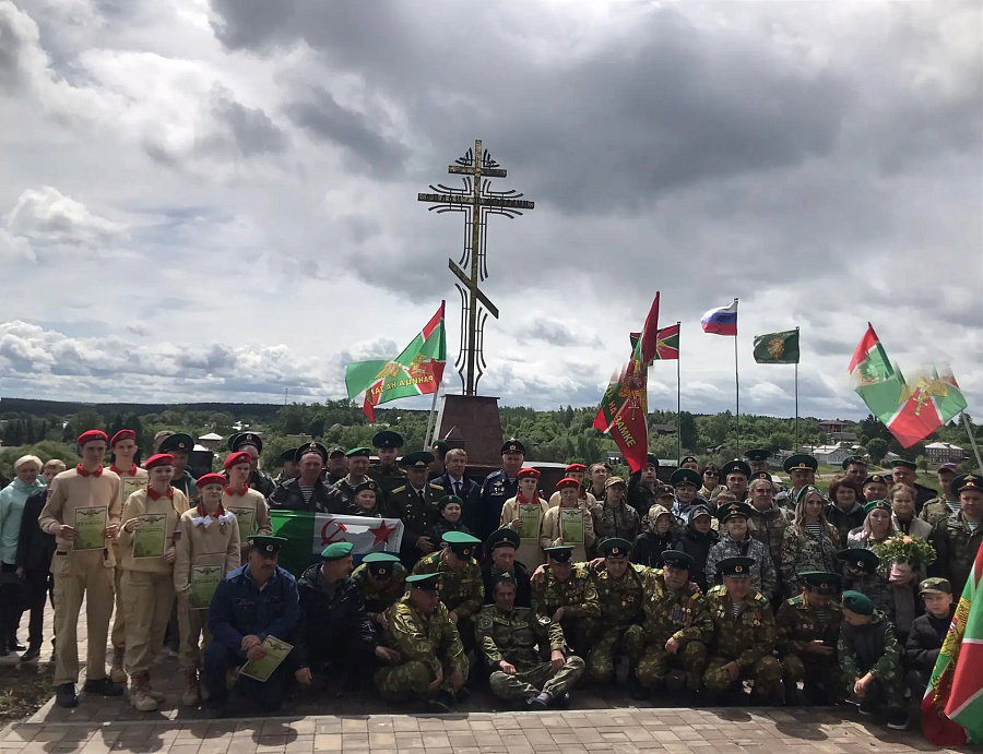 День пограничника в Озёрах