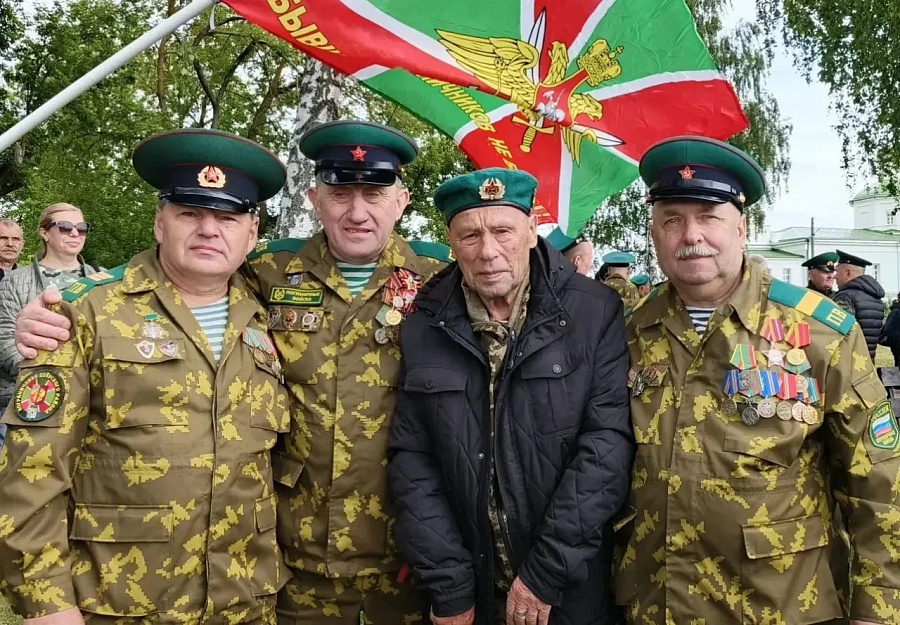 День пограничника в Озёрах