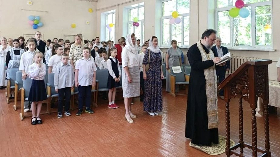 Последние звонки в 1-м Воскресенском благочинническом округе