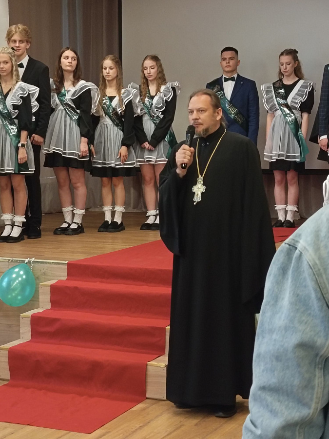 Последние звонки в 1-м Воскресенском благочинническом округе