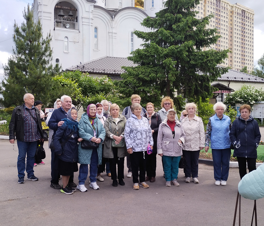 Участники «Активного долголетия» на Пантелеимоновском приходе города Жуковского в мае