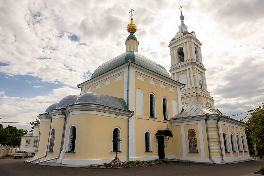 Всенощное бдение в Свято-Троицком храме (на Репне) города Коломны