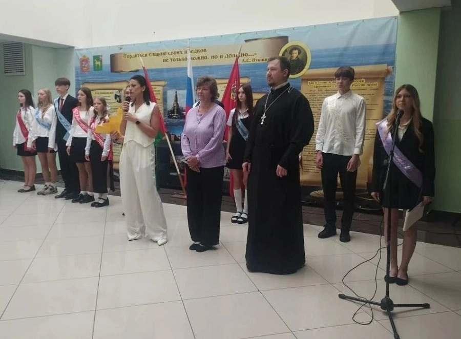 Праздник "Последнего звонка" в школах 1-го Бронницкого округа