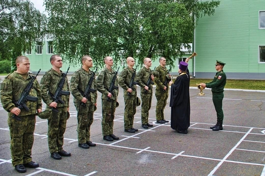Присяга в воинской части деревни Тимшино