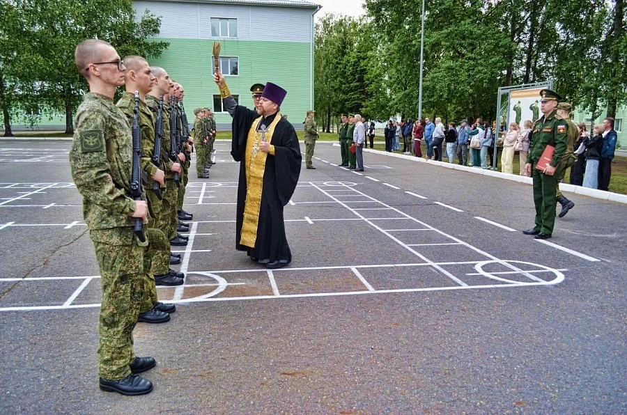 Присяга в воинской части деревни Тимшино