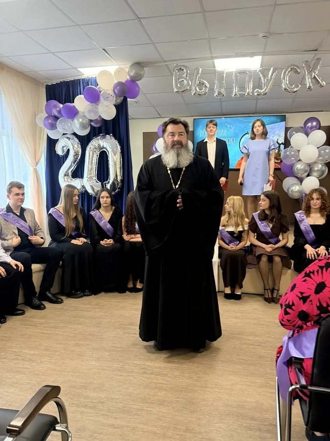 «Последний звонок» в школах 3-го Коломенского благочиннического округа