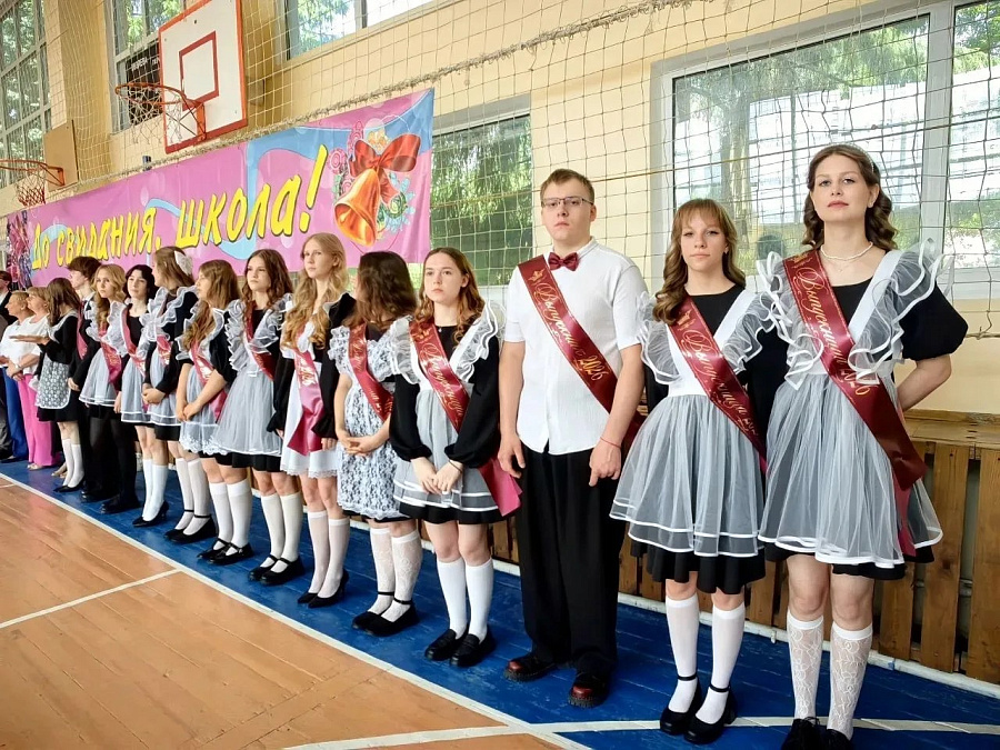 «Последний звонок» в школах 3-го Коломенского благочиннического округа