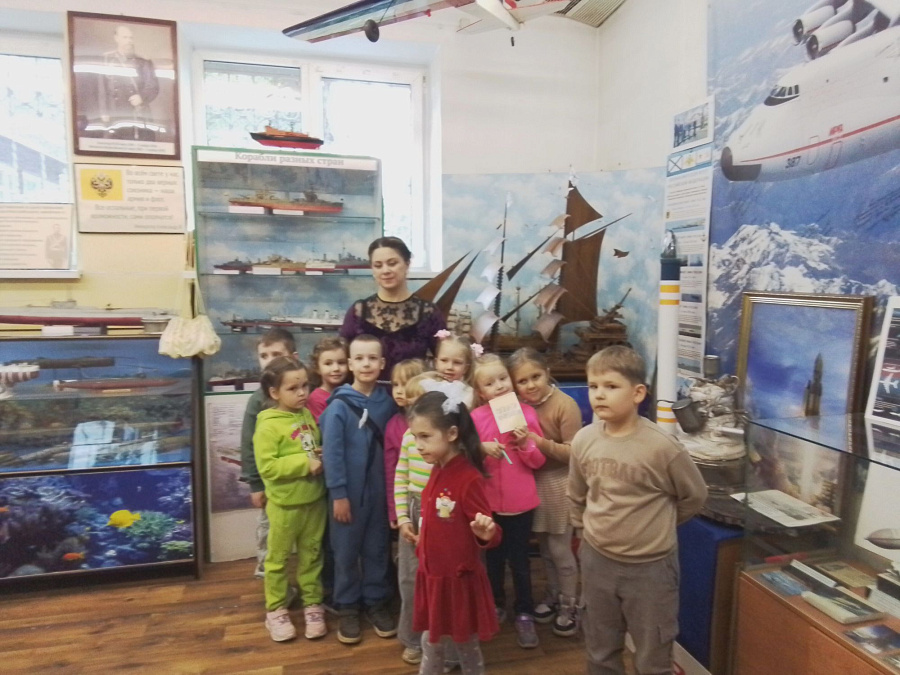 Гости в музеях Пантелеимоновского прихода города Жуковского в мае