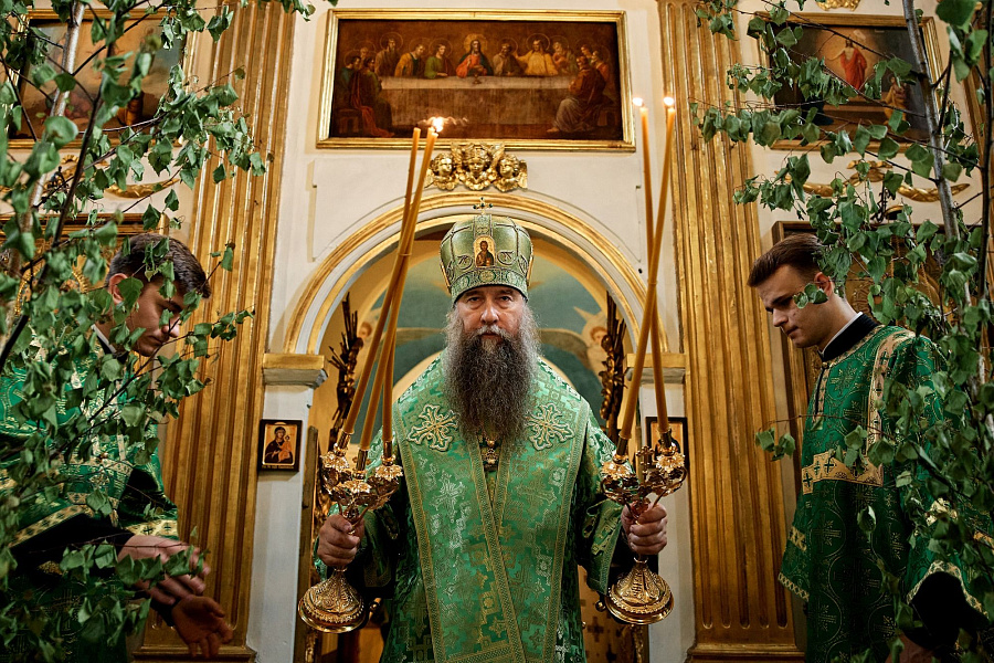 Престольный праздник в Алексиевском храме деревни Середниково