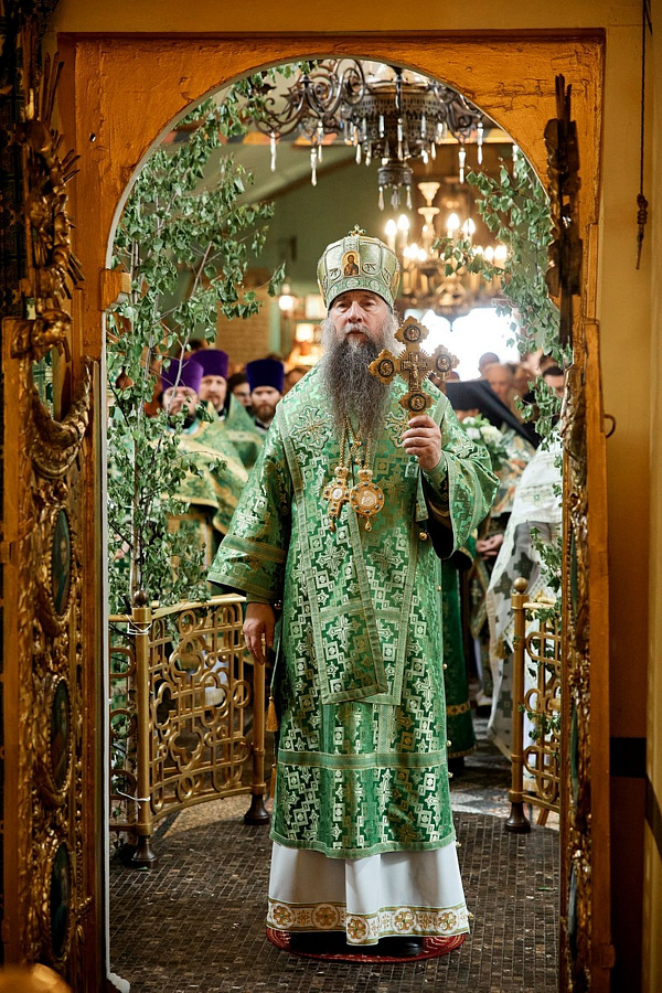 Престольный праздник в Алексиевском храме деревни Середниково