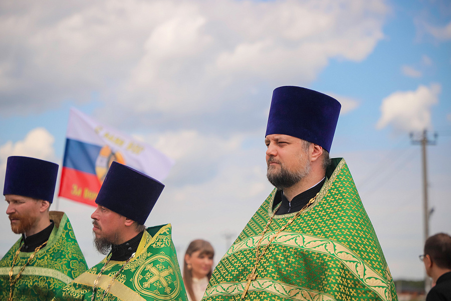 Освящение поклонного креста на въезде в деревню Красное г.о. Домодедово