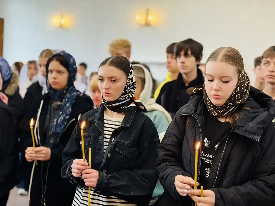 Молебен перед началом экзаменов для выпускников Павлово-Посадского городского округа