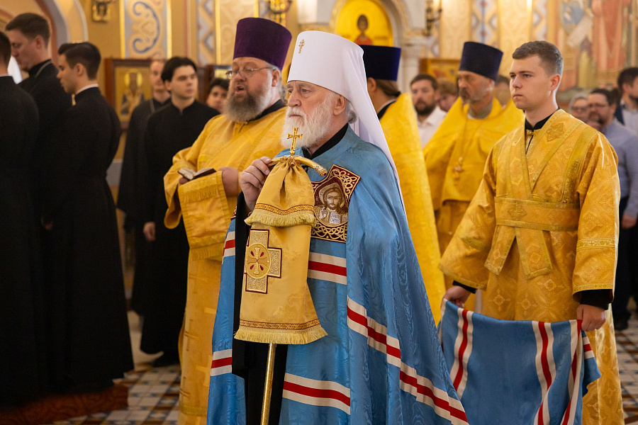 Митрополит Павел возглавил торжества по случаю окончания учебного года в Коломенской духовной семинарии