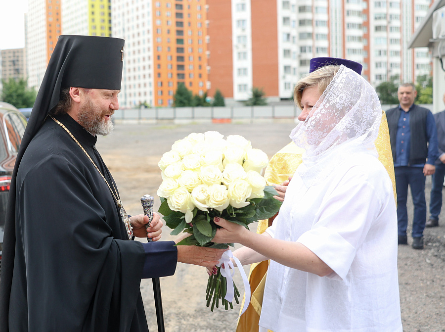 Первое Архиерейское богослужение в храме святителя Саввы Сербского пгт. Путилково