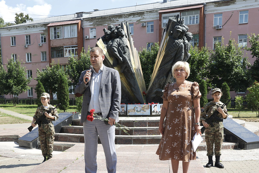 В Воскресенске почтили память воинов, павших в локальных конфликтах