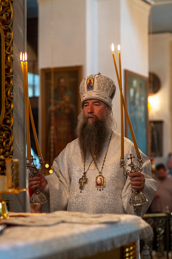 Великое освящение Крестовоздвиженского храма села Воздвиженское