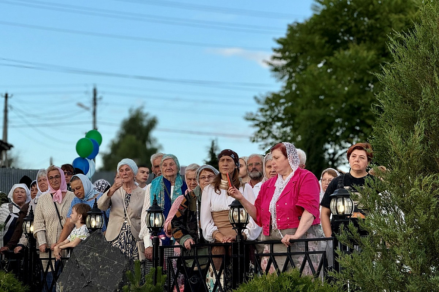 Освящение поляны в честь праведного Артемия Веркольского на приходе Покровского храма села Жестылёво