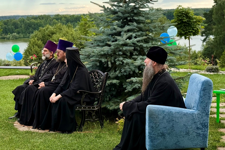 Освящение поляны в честь праведного Артемия Веркольского на приходе Покровского храма села Жестылёво