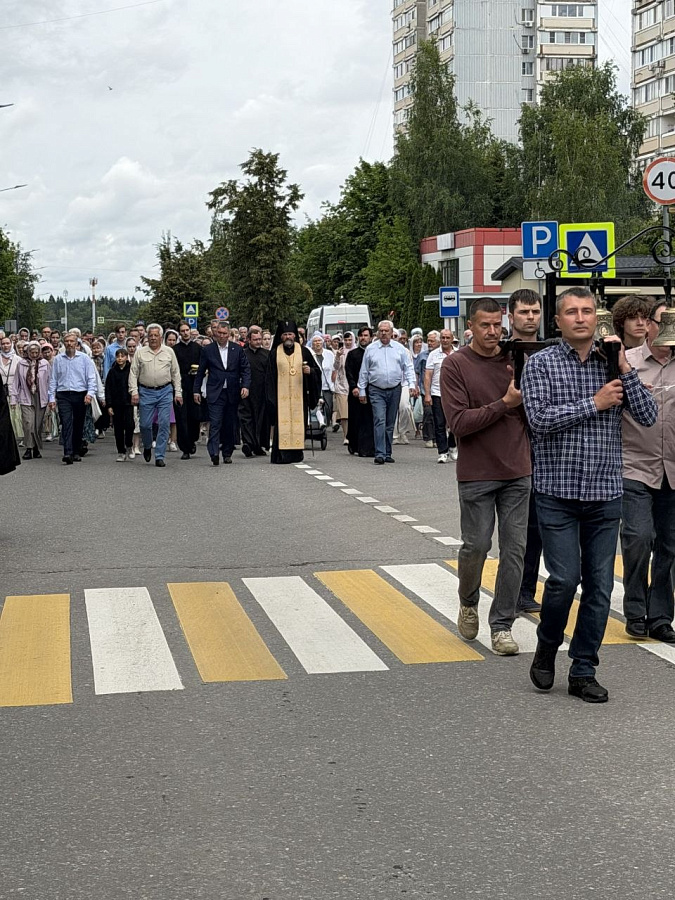 Архиерейское богослужение в Михаило-Архангельском храме г. Краснознамеск
