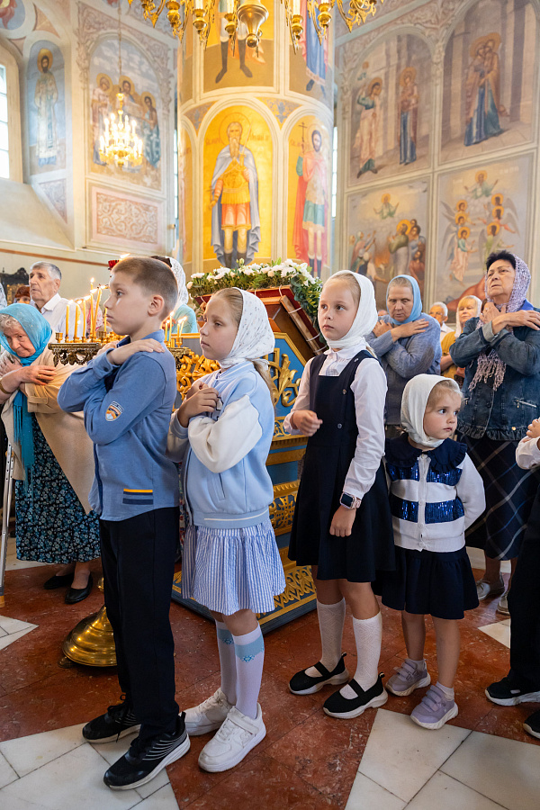Праздник Тихвинской иконы Божией Матери в Успенском кафедральном соборе города Коломны