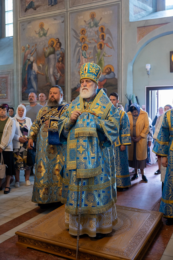 Праздник Тихвинской иконы Божией Матери в Успенском кафедральном соборе города Коломны