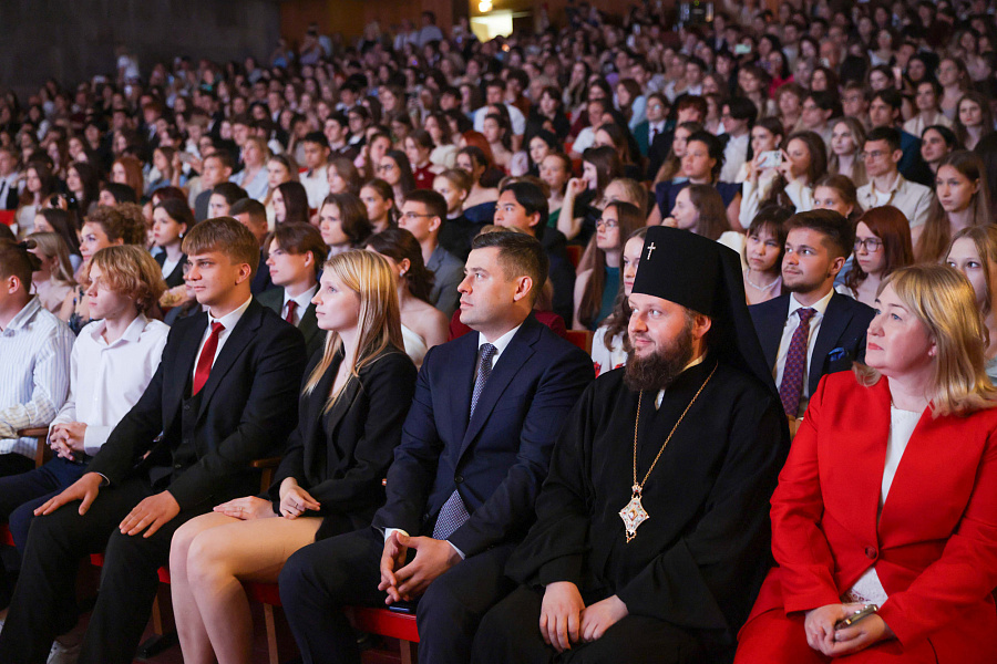Церемония чествования лучших выпускников общеобразовательных учреждений города Подольска
