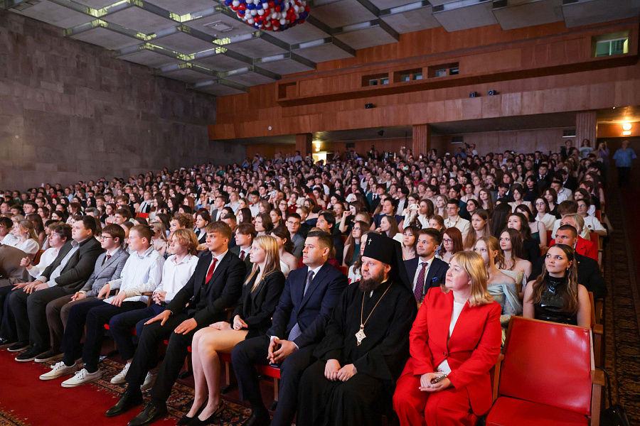 Церемония чествования лучших выпускников общеобразовательных учреждений города Подольска