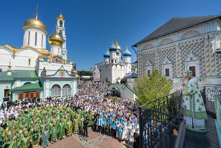 В день памяти преподобного Сергия Радонежского Предстоятель Русской Церкви совершил Литургию в Троице-Сергиевой лавре