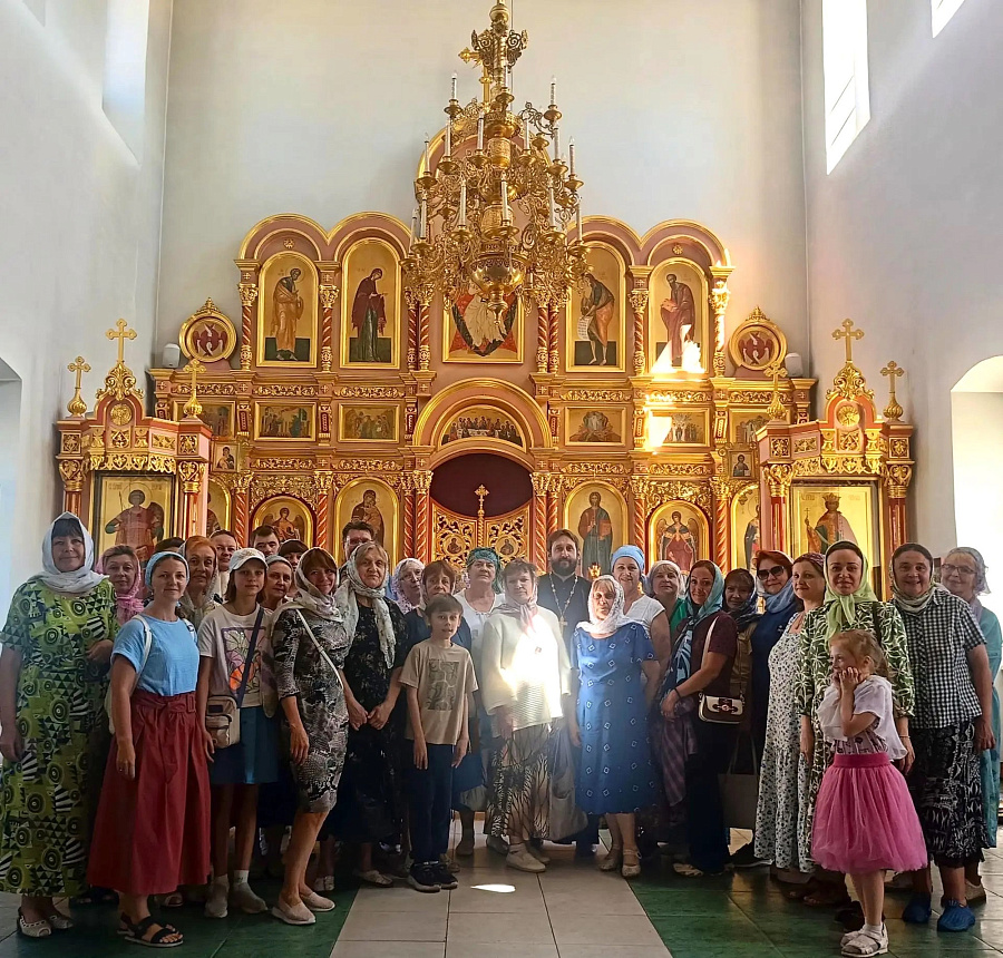 Паломническая поездка прихожан Петропавловского храма города Коломны