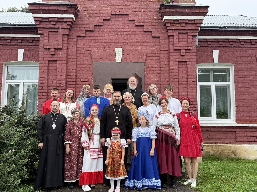 Молодежная встреча в Серебряных Прудах к Дню Крещения Руси