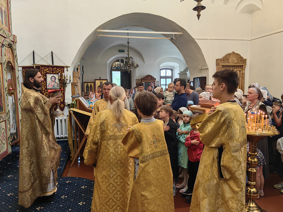 III епархиальный молодёжный палаточный слёт на территории Успенского храма села Успенского г.о. Домодедово