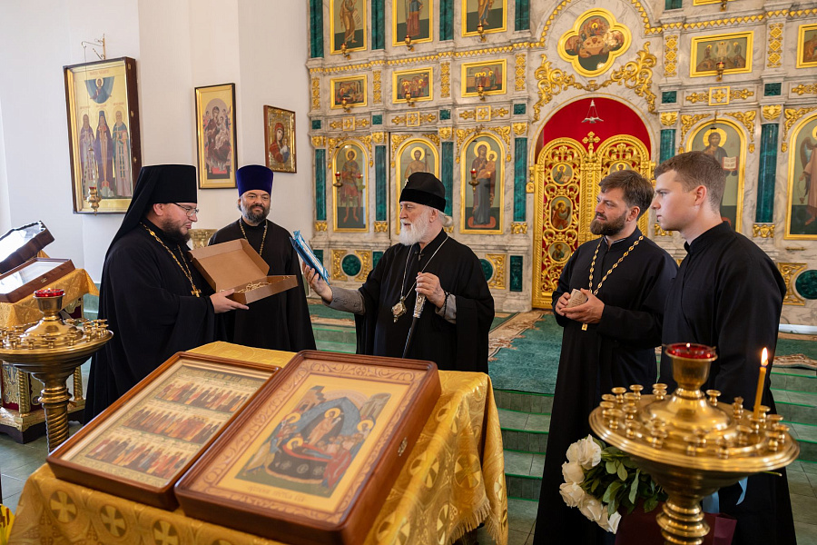 Митрополит Крутицкий и Коломенский Павел посетил приходы Каширского благочиния
