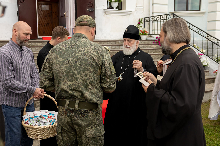 Митрополит Крутицкий и Коломенский Павел посетил приходы Каширского благочиния