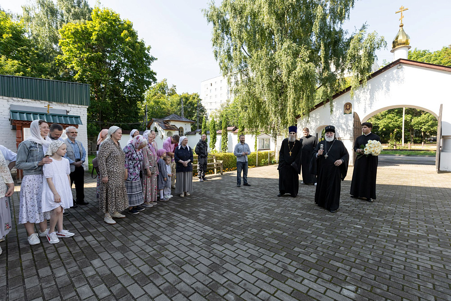 Митрополит Крутицкий и Коломенский Павел посетил приходы Раменского благочиния