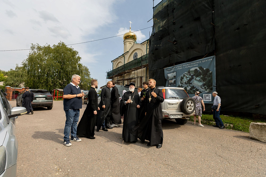 Митрополит Крутицкий и Коломенский Павел посетил приходы Раменского благочиния
