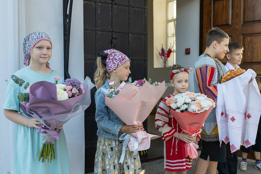 Митрополит Крутицкий и Коломенский Павел посетил приходы Озёрского благочиния