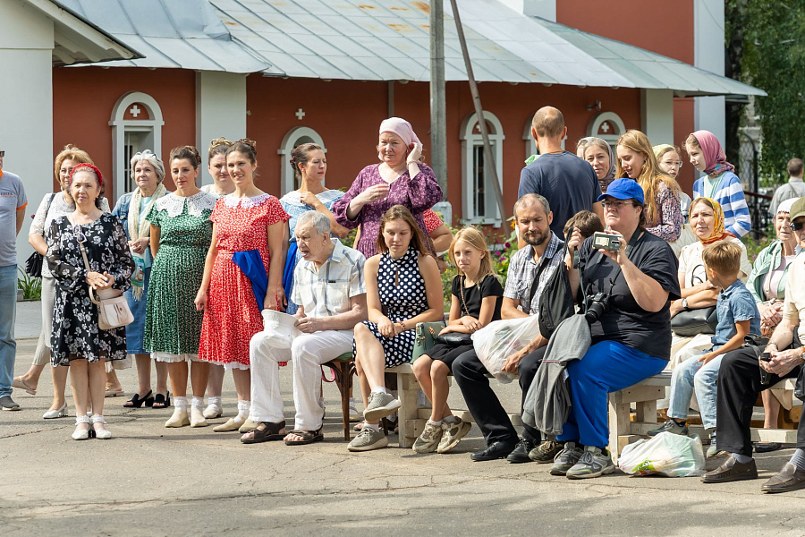 Архиерейское богослужение в Спасо-Преображенском храме города Жуковский