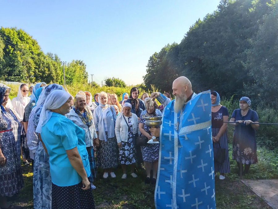 Соборное служение духовенства 1-го Бронницкого округа в престольный праздник Смоленского храма села Кривцы