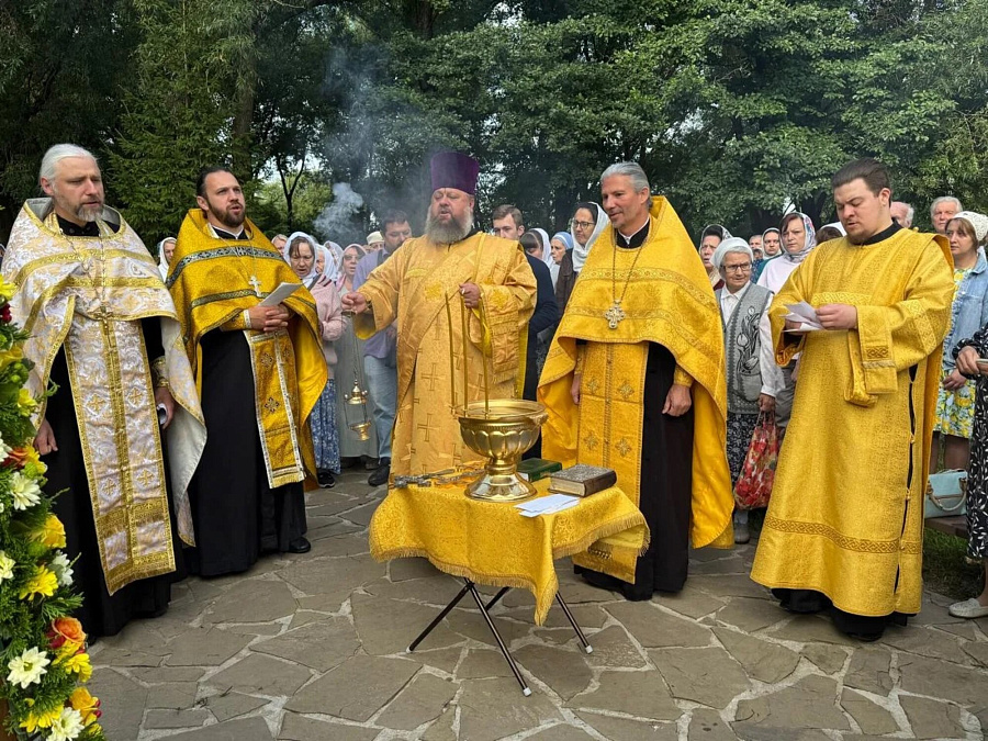 Праздничные мероприятия в Зарайске в день памяти рождества святителя Николая