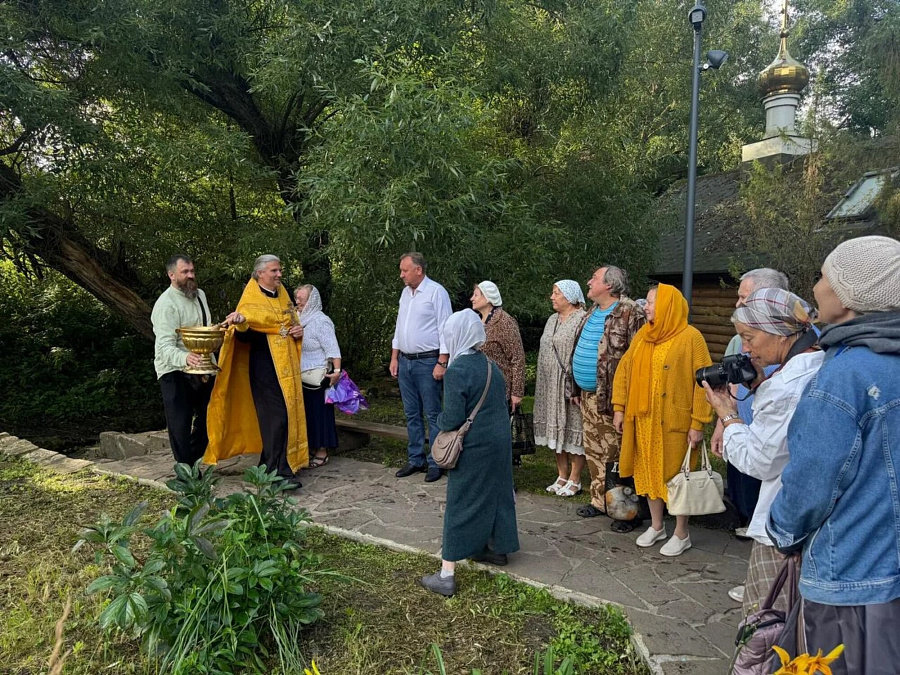 Праздничные мероприятия в Зарайске в день памяти рождества святителя Николая