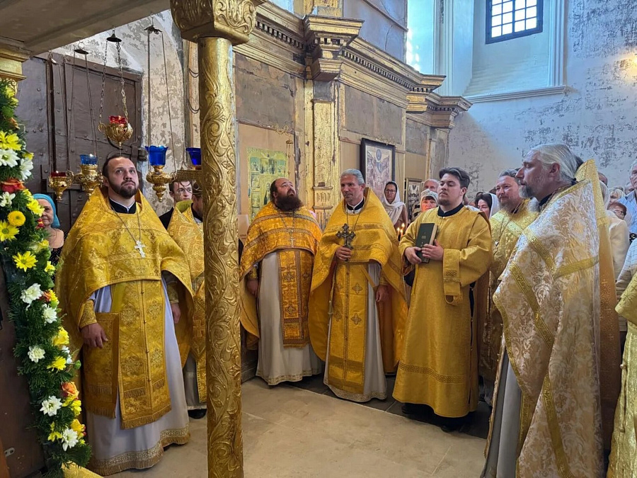 Праздничные мероприятия в Зарайске в день памяти рождества святителя Николая