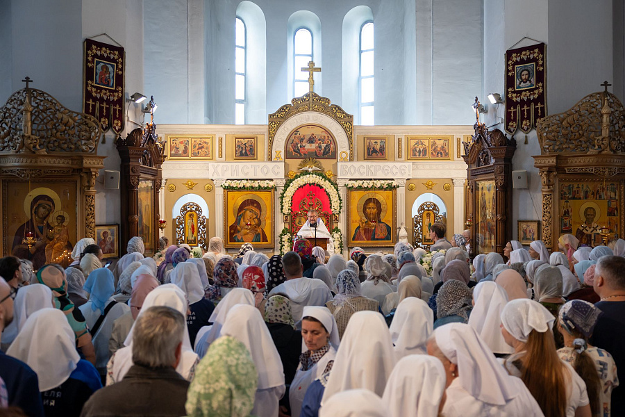 Архиерейское богослужение в Спасо-Преображенском храме города Жуковский