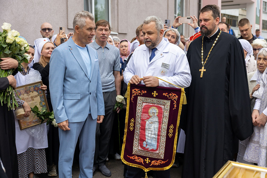Архиерейское богослужение в Спасо-Преображенском храме города Жуковский